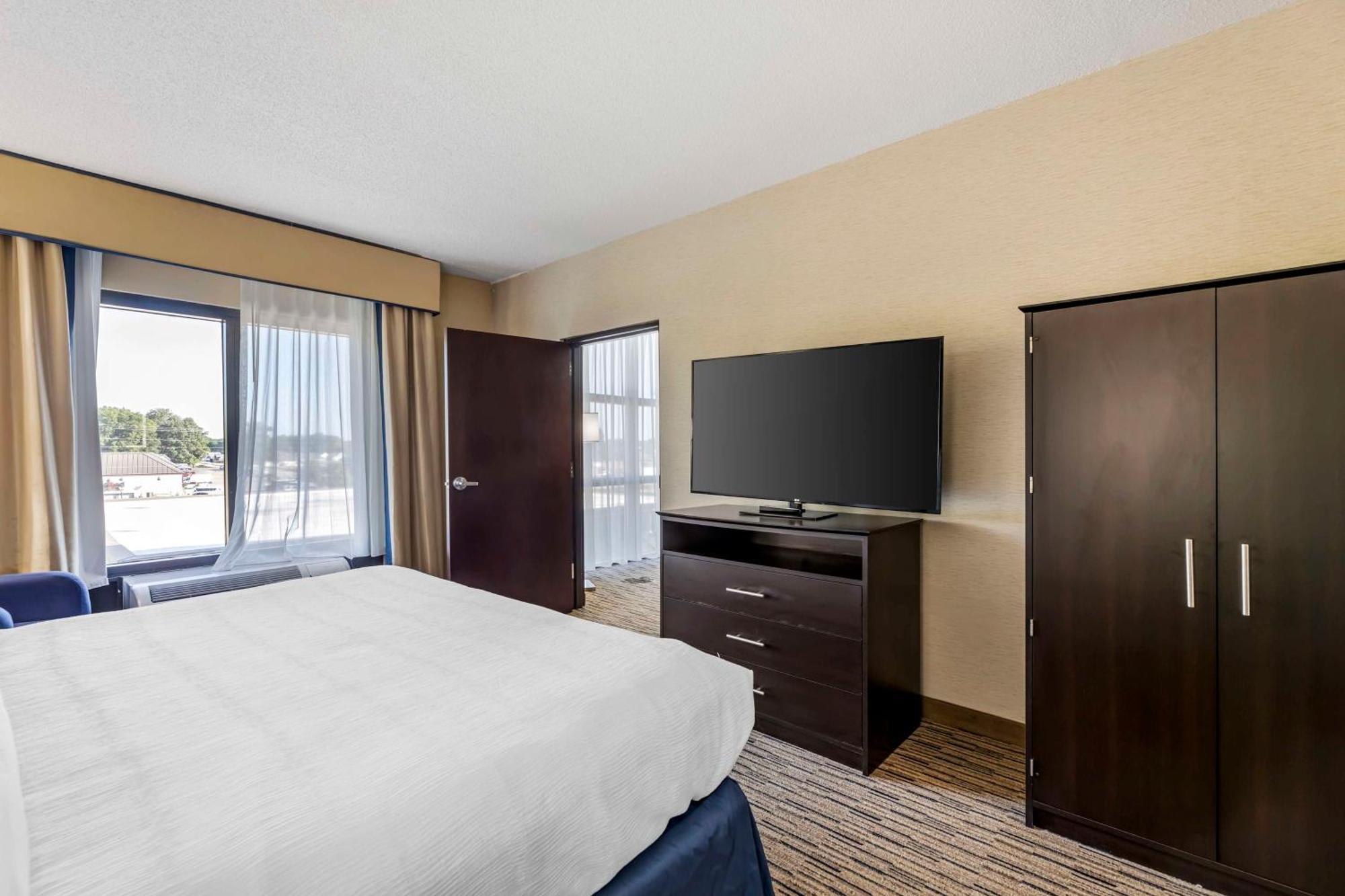 Best Western New Albany Exterior foto